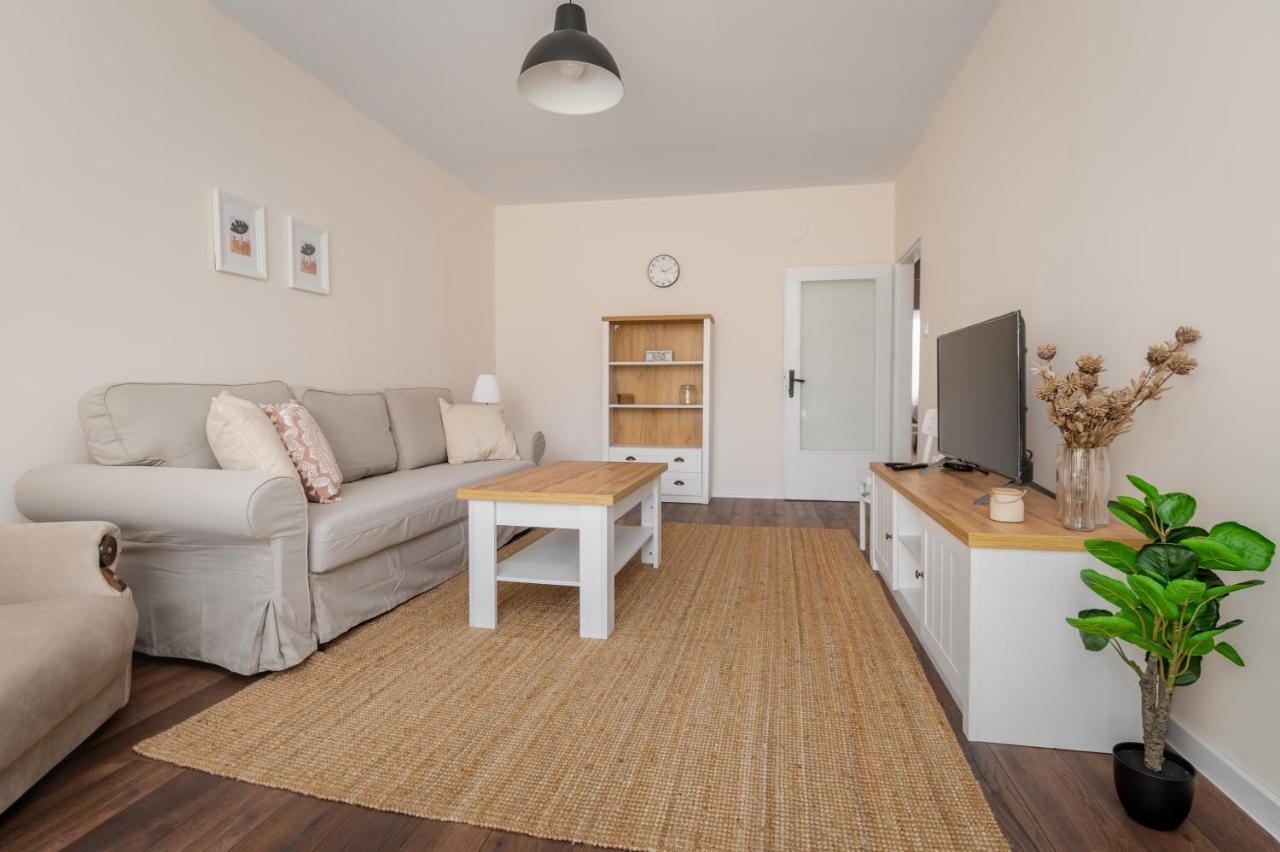Homey 1-Bd Apartment София Экстерьер фото